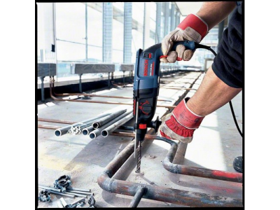 2-килограммовый перфоратор GBH 2-26 DRE, с патроном SDS-plus
