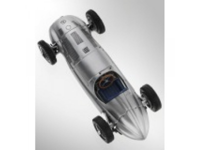 Модель Mercedes-Benz 1.5-litre race car, W165, 1939, Silver, Scale 1:43